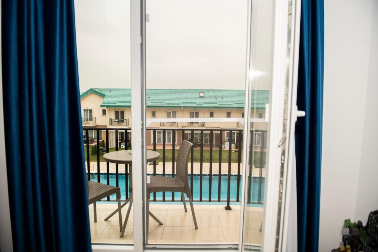 Raphael Apartment North Bucharest Cosmopolis Stefanestii de Jos Buitenkant foto