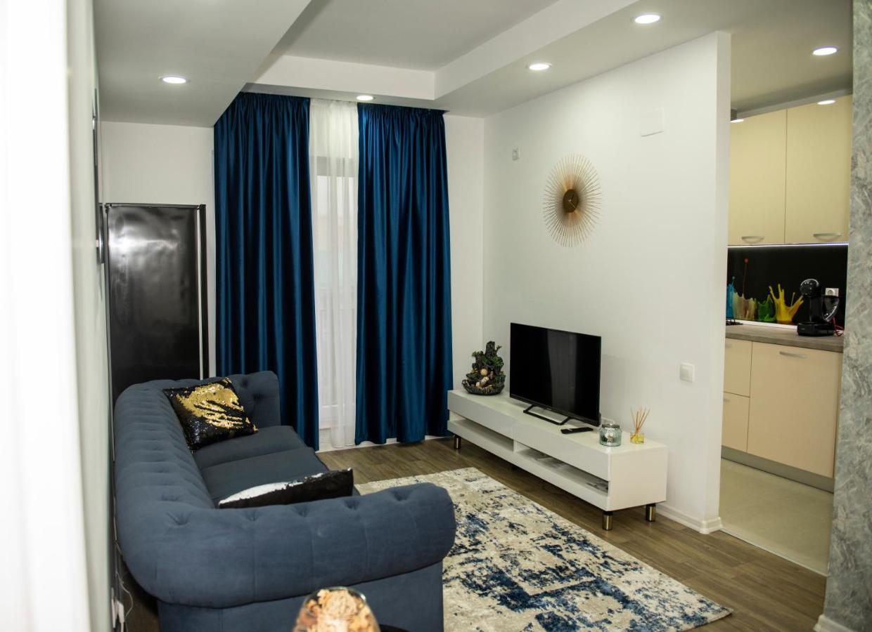 Raphael Apartment North Bucharest Cosmopolis Stefanestii de Jos Buitenkant foto