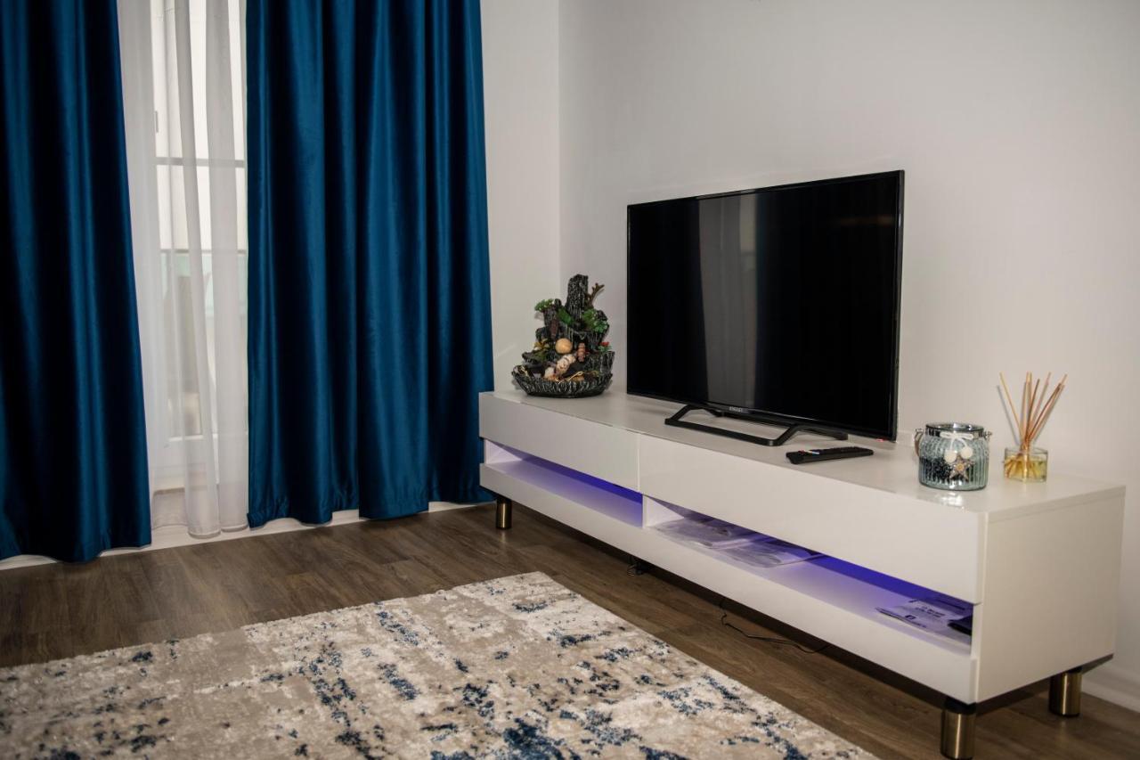 Raphael Apartment North Bucharest Cosmopolis Stefanestii de Jos Buitenkant foto