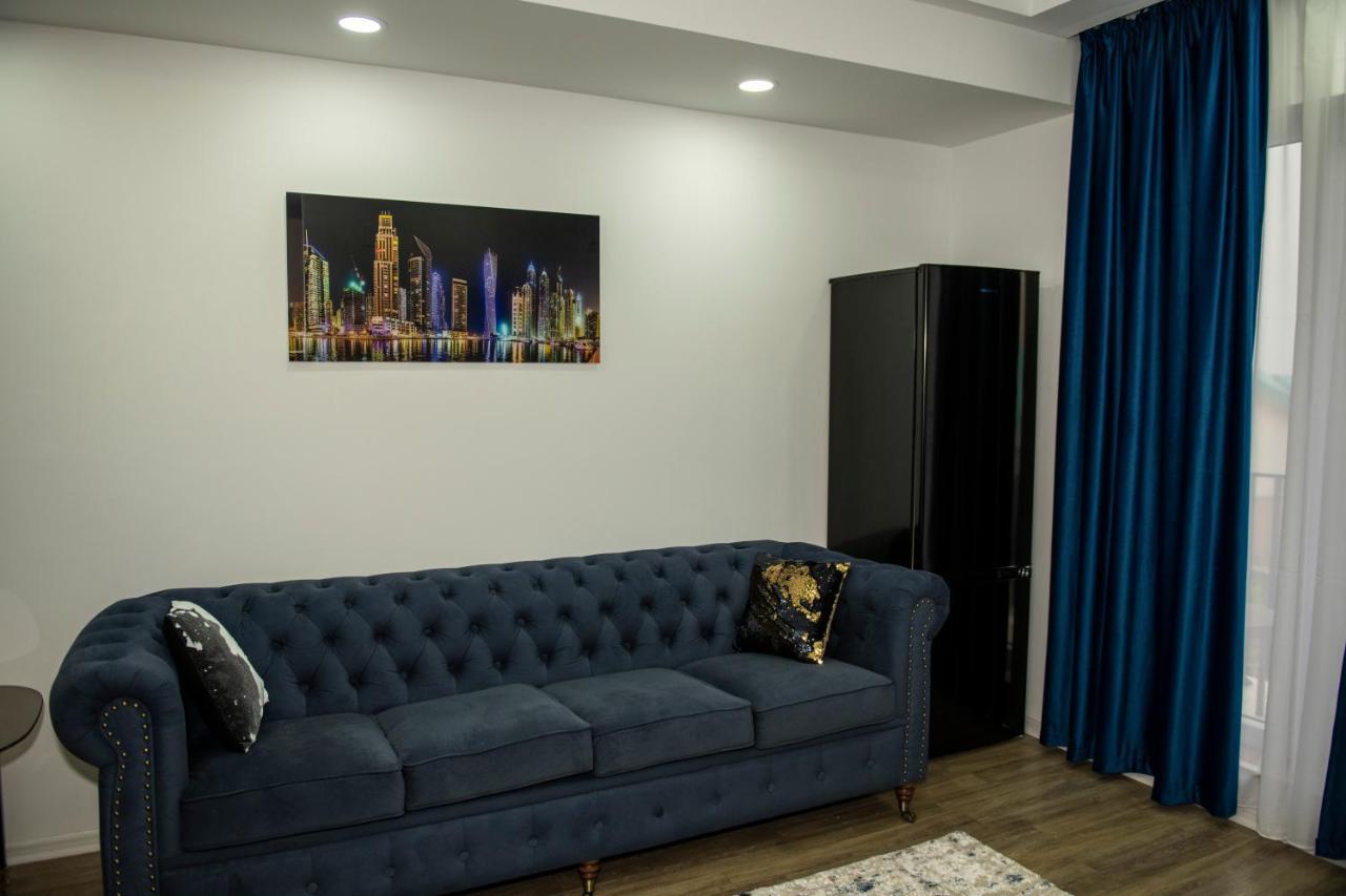 Raphael Apartment North Bucharest Cosmopolis Stefanestii de Jos Buitenkant foto